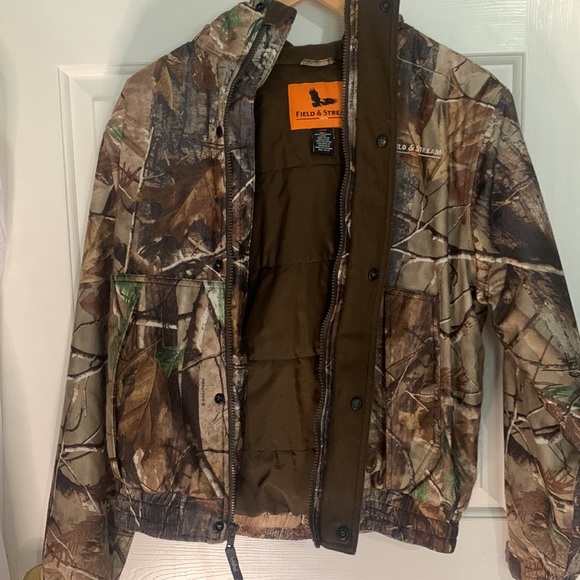 Field and Stream real tree coat. Matching overalls listed separately. - Picture 8 of 8